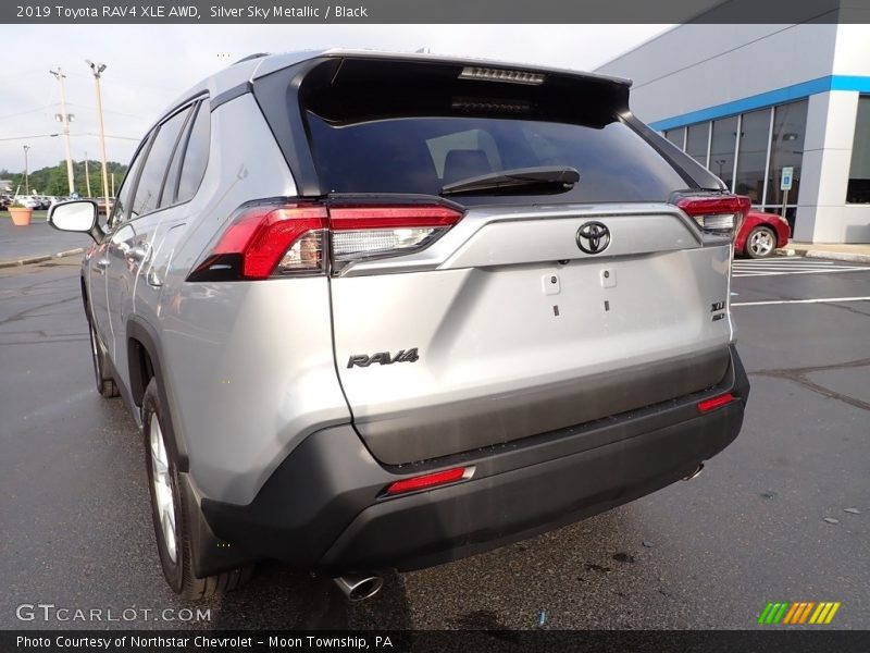 Silver Sky Metallic / Black 2019 Toyota RAV4 XLE AWD