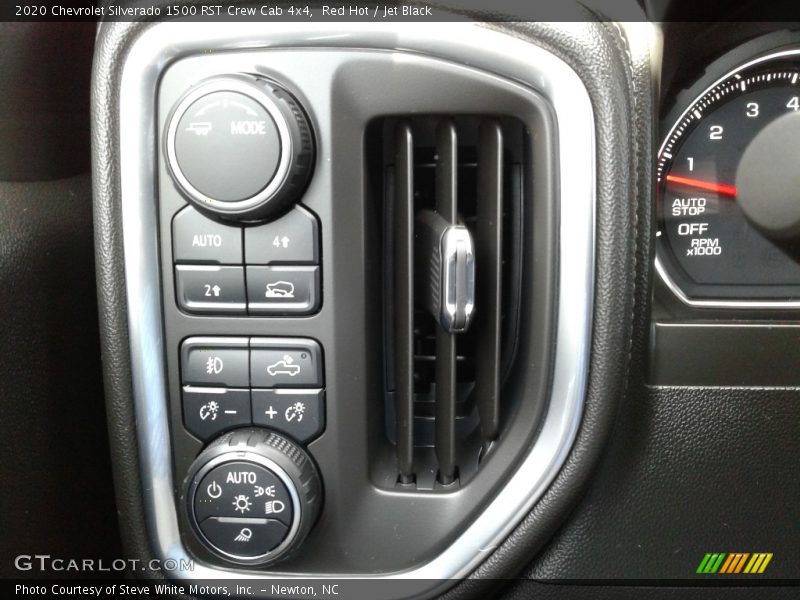 Red Hot / Jet Black 2020 Chevrolet Silverado 1500 RST Crew Cab 4x4