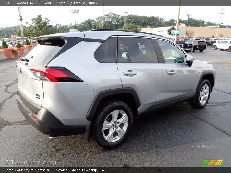 Silver Sky Metallic / Black 2019 Toyota RAV4 XLE AWD