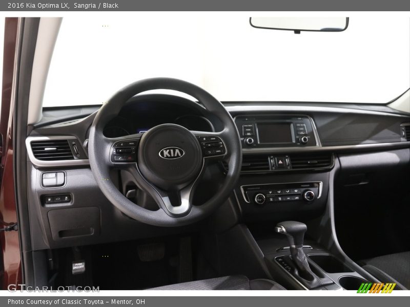 Dashboard of 2016 Optima LX