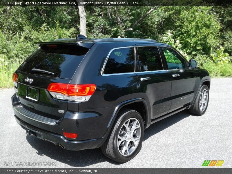 Diamond Black Crystal Pearl / Black 2019 Jeep Grand Cherokee Overland 4x4