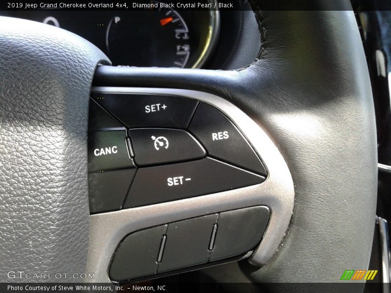 Diamond Black Crystal Pearl / Black 2019 Jeep Grand Cherokee Overland 4x4