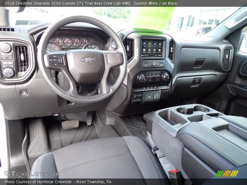 Summit White / Jet Black 2019 Chevrolet Silverado 1500 Custom Z71 Trail Boss Crew Cab 4WD