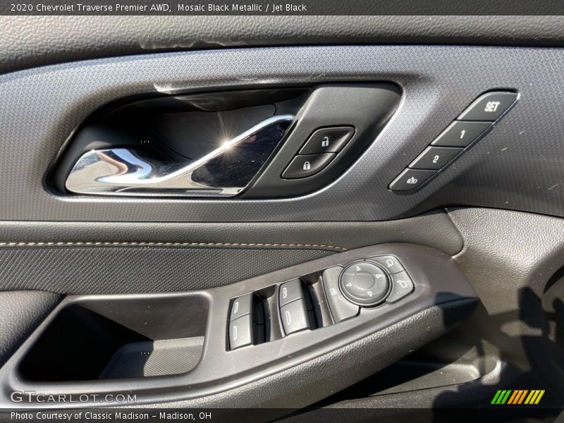 Mosaic Black Metallic / Jet Black 2020 Chevrolet Traverse Premier AWD