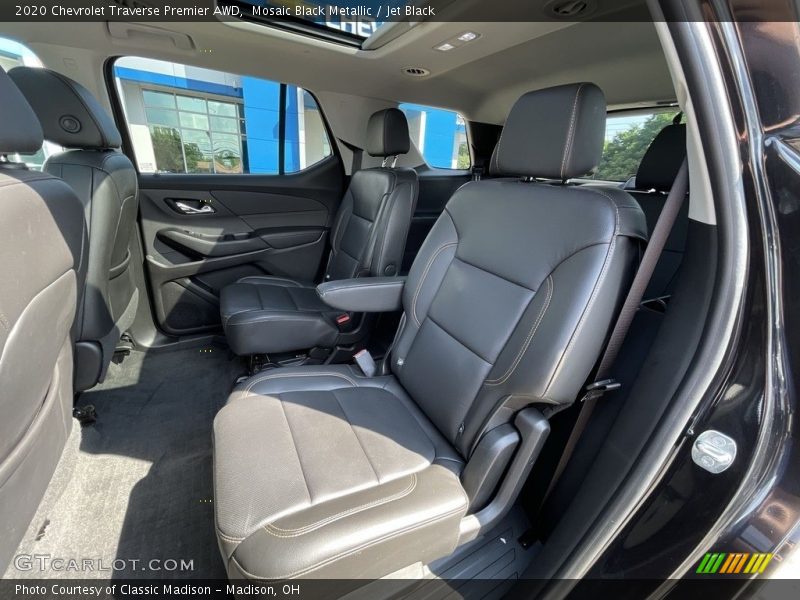 Mosaic Black Metallic / Jet Black 2020 Chevrolet Traverse Premier AWD