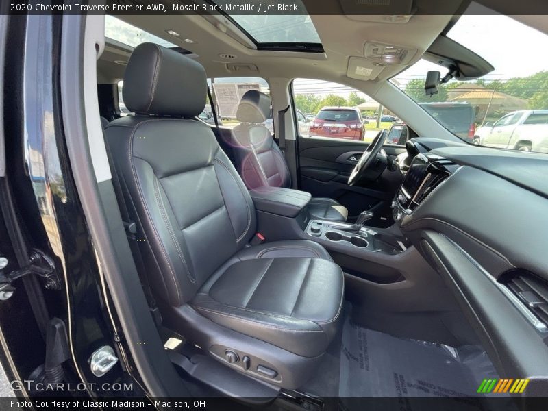 Mosaic Black Metallic / Jet Black 2020 Chevrolet Traverse Premier AWD