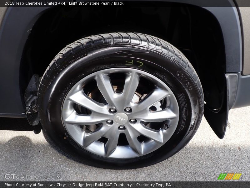 Light Brownstone Pearl / Black 2018 Jeep Cherokee Limited 4x4