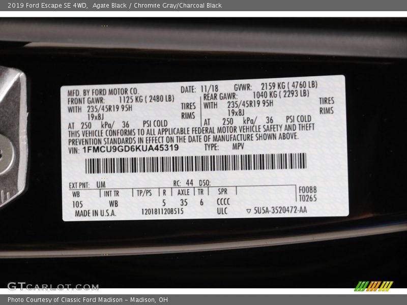 Agate Black / Chromite Gray/Charcoal Black 2019 Ford Escape SE 4WD