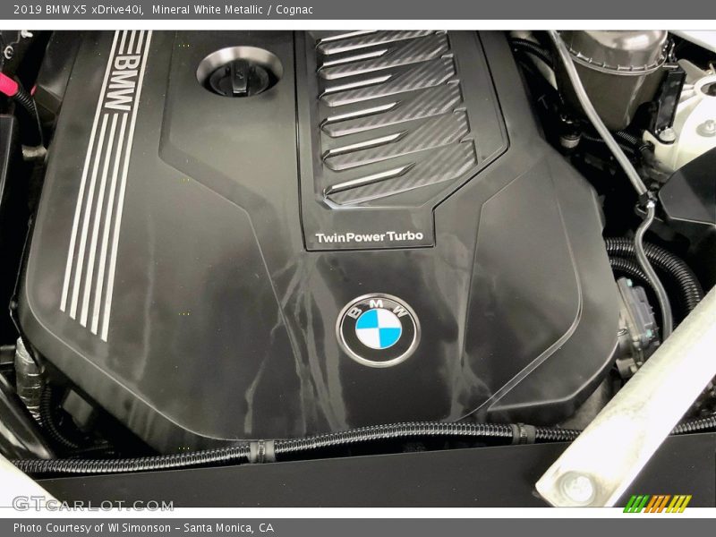 Mineral White Metallic / Cognac 2019 BMW X5 xDrive40i