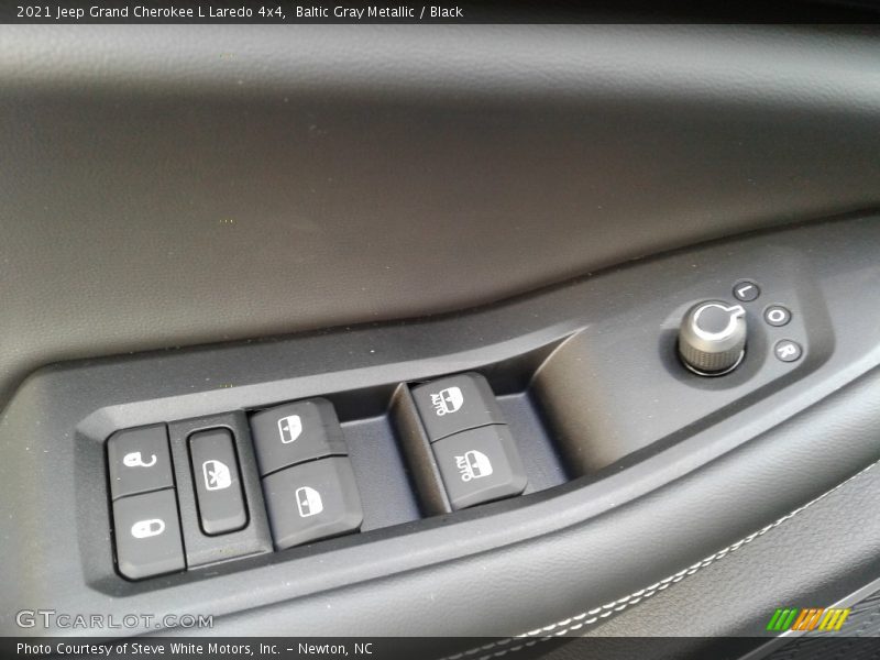Baltic Gray Metallic / Black 2021 Jeep Grand Cherokee L Laredo 4x4