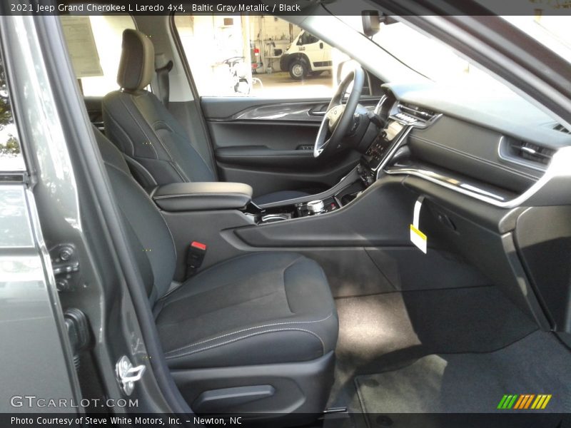 Baltic Gray Metallic / Black 2021 Jeep Grand Cherokee L Laredo 4x4