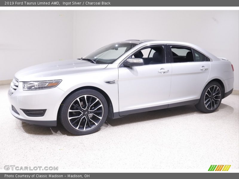 Ingot Silver / Charcoal Black 2019 Ford Taurus Limited AWD