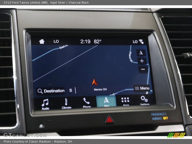 Ingot Silver / Charcoal Black 2019 Ford Taurus Limited AWD