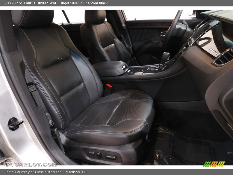 Ingot Silver / Charcoal Black 2019 Ford Taurus Limited AWD