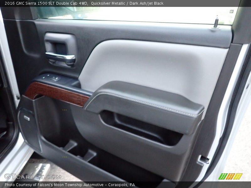 Door Panel of 2016 Sierra 1500 SLT Double Cab 4WD