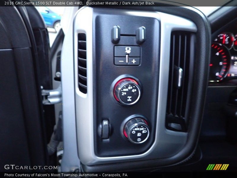 Controls of 2016 Sierra 1500 SLT Double Cab 4WD