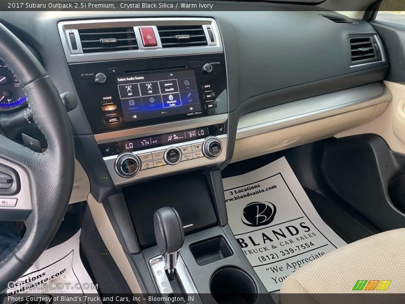 Crystal Black Silica / Warm Ivory 2017 Subaru Outback 2.5i Premium