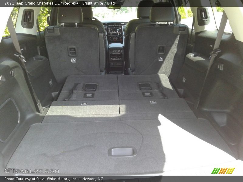 Bright White / Black 2021 Jeep Grand Cherokee L Limited 4x4