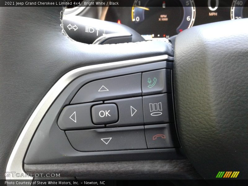 Bright White / Black 2021 Jeep Grand Cherokee L Limited 4x4