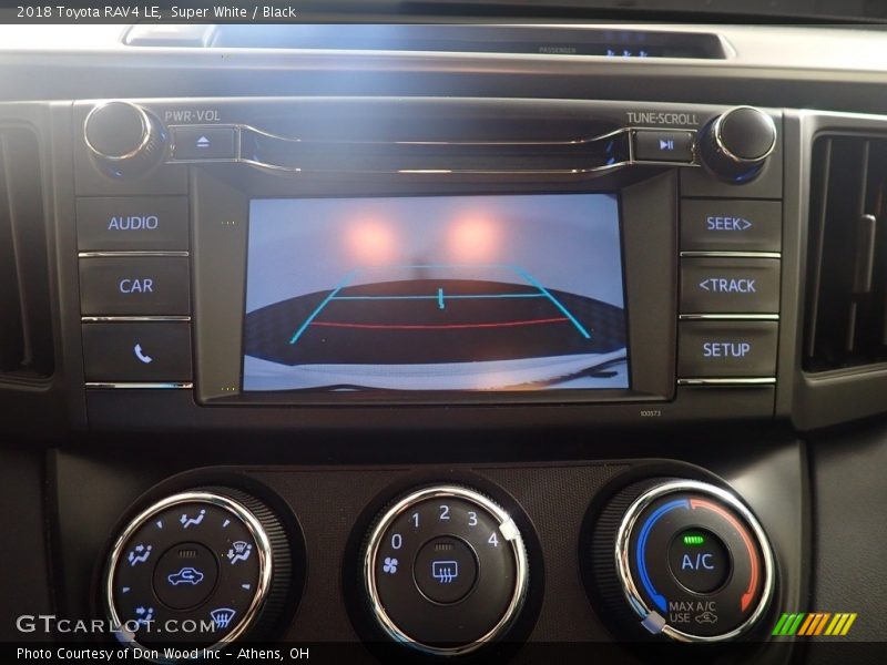 Super White / Black 2018 Toyota RAV4 LE