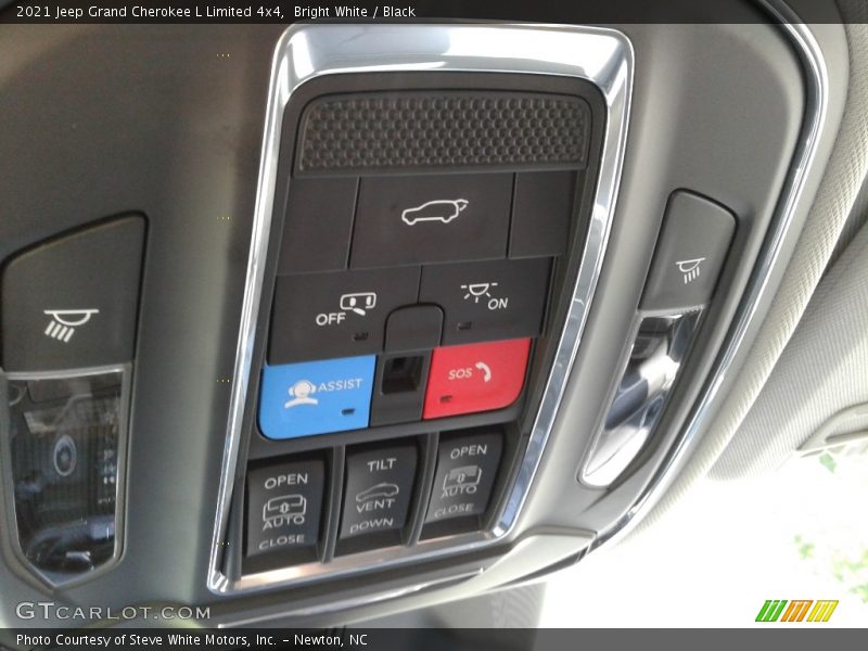 Bright White / Black 2021 Jeep Grand Cherokee L Limited 4x4