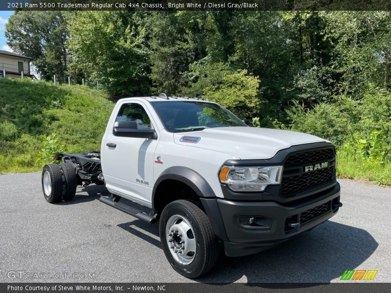 Bright White / Diesel Gray/Black 2021 Ram 5500 Tradesman Regular Cab 4x4 Chassis