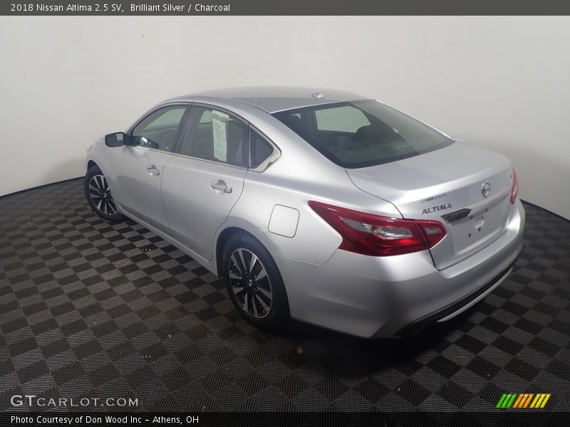Brilliant Silver / Charcoal 2018 Nissan Altima 2.5 SV