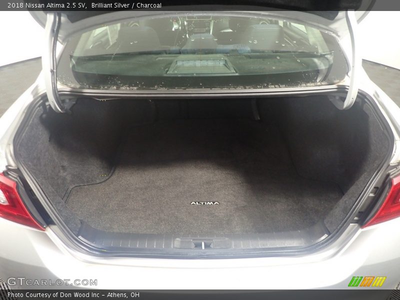 Brilliant Silver / Charcoal 2018 Nissan Altima 2.5 SV