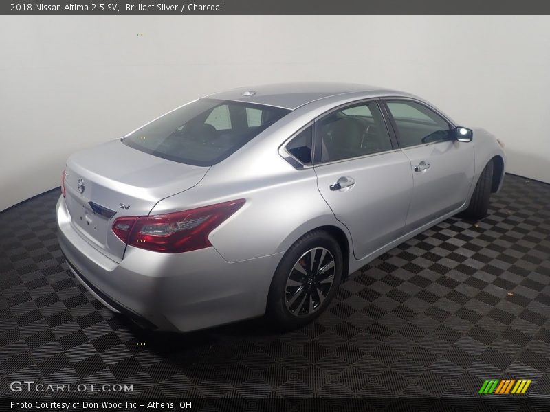 Brilliant Silver / Charcoal 2018 Nissan Altima 2.5 SV