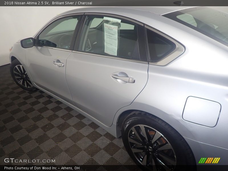Brilliant Silver / Charcoal 2018 Nissan Altima 2.5 SV