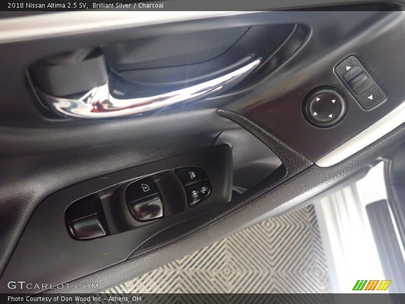 Brilliant Silver / Charcoal 2018 Nissan Altima 2.5 SV