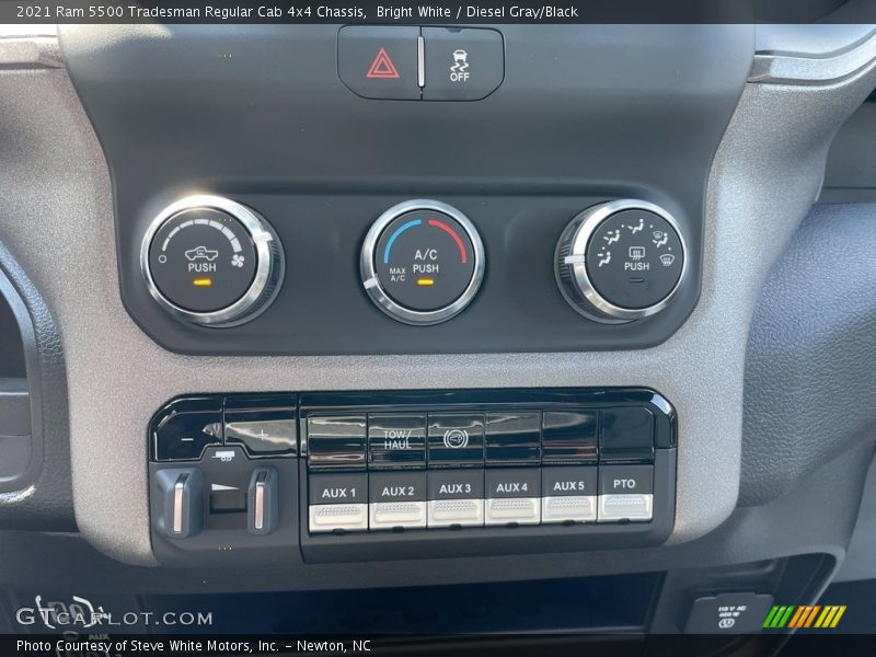 Bright White / Diesel Gray/Black 2021 Ram 5500 Tradesman Regular Cab 4x4 Chassis