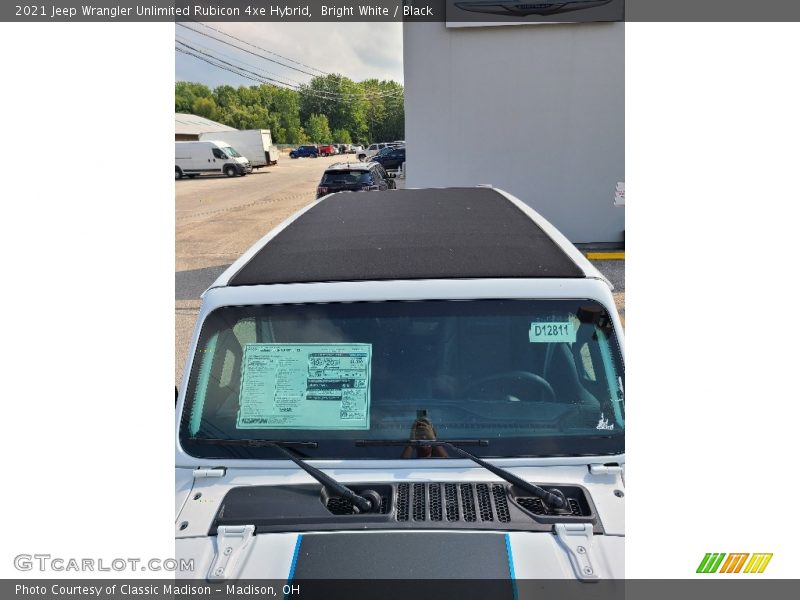 Bright White / Black 2021 Jeep Wrangler Unlimited Rubicon 4xe Hybrid