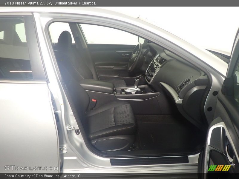 Brilliant Silver / Charcoal 2018 Nissan Altima 2.5 SV