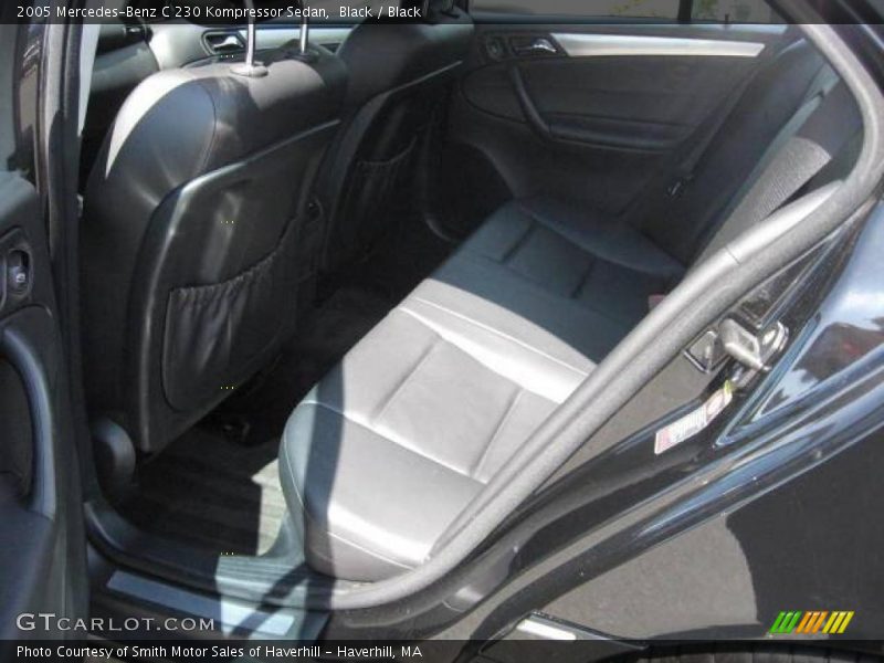 Black / Black 2005 Mercedes-Benz C 230 Kompressor Sedan