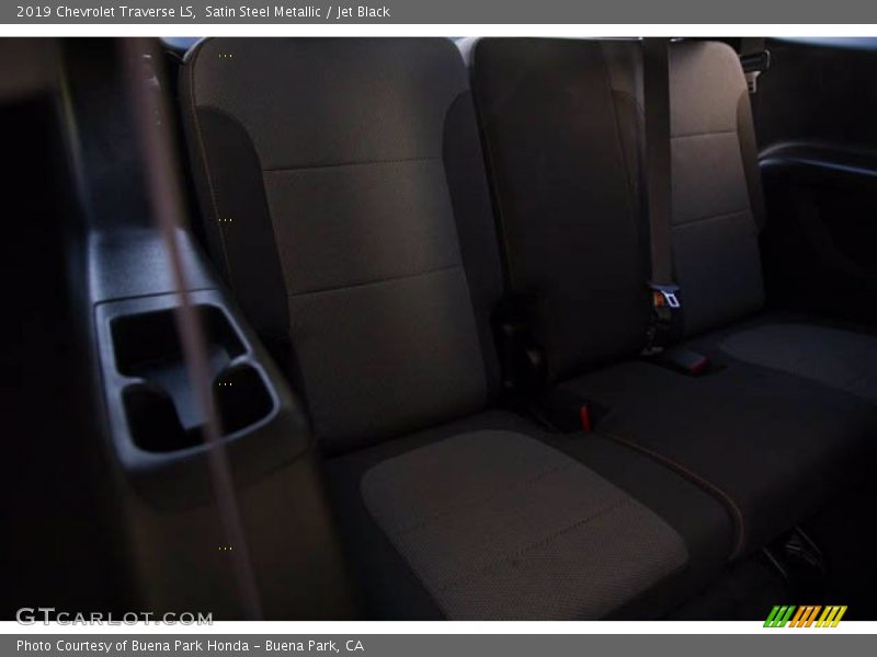 Satin Steel Metallic / Jet Black 2019 Chevrolet Traverse LS
