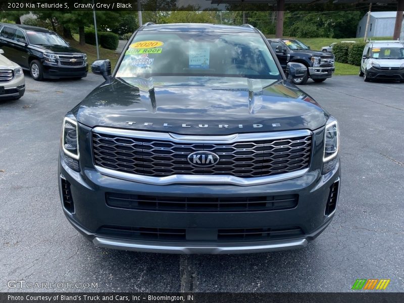 Gravity Grey / Black 2020 Kia Telluride S