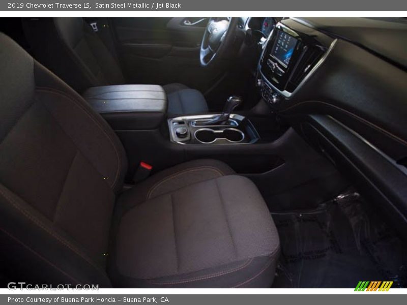 Satin Steel Metallic / Jet Black 2019 Chevrolet Traverse LS