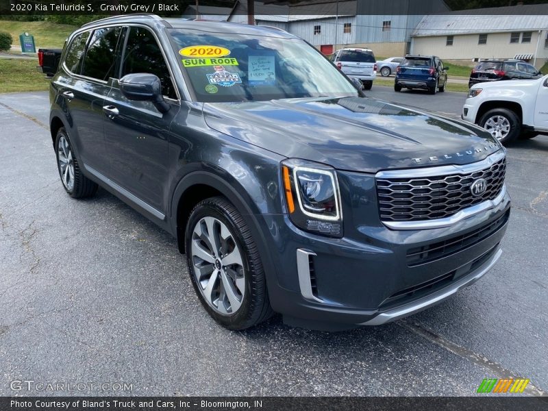Gravity Grey / Black 2020 Kia Telluride S