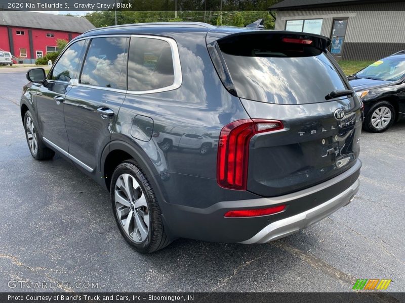 Gravity Grey / Black 2020 Kia Telluride S