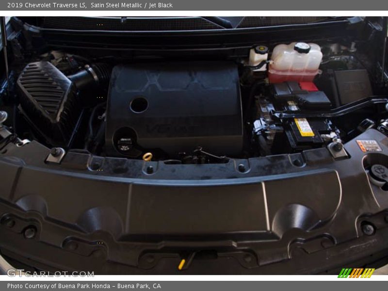 Satin Steel Metallic / Jet Black 2019 Chevrolet Traverse LS
