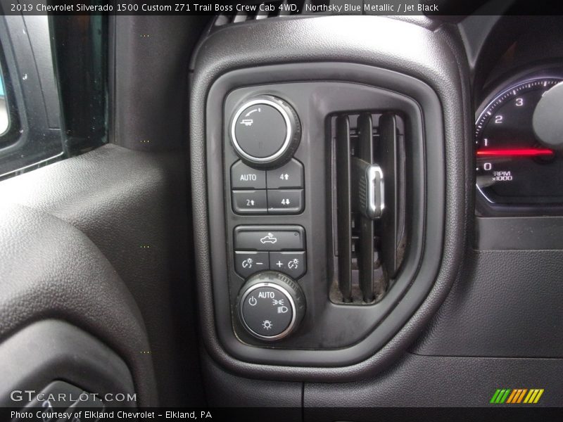 Northsky Blue Metallic / Jet Black 2019 Chevrolet Silverado 1500 Custom Z71 Trail Boss Crew Cab 4WD
