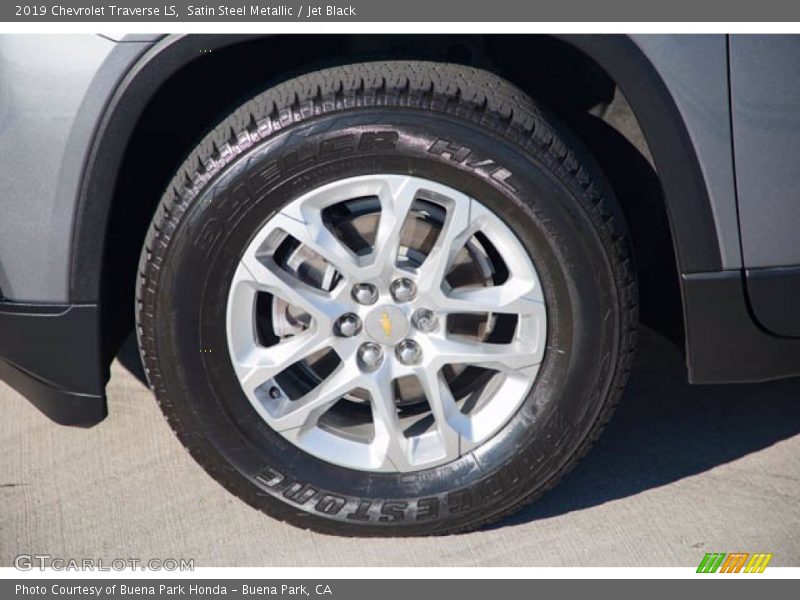 Satin Steel Metallic / Jet Black 2019 Chevrolet Traverse LS