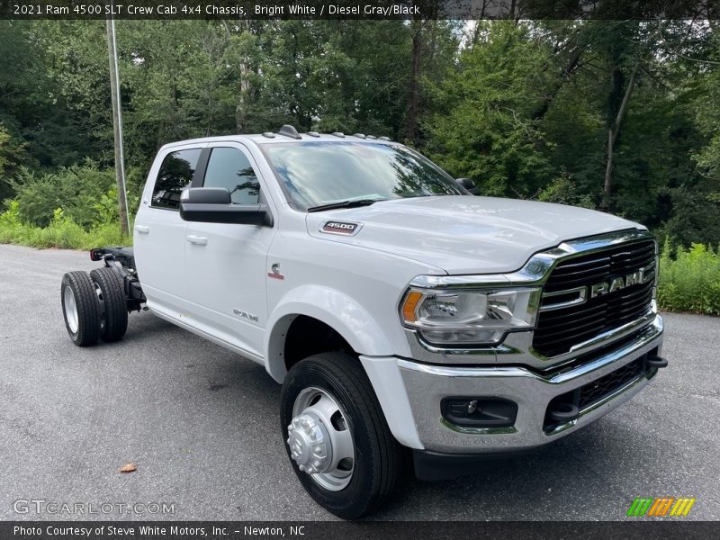 Front 3/4 View of 2021 4500 SLT Crew Cab 4x4 Chassis