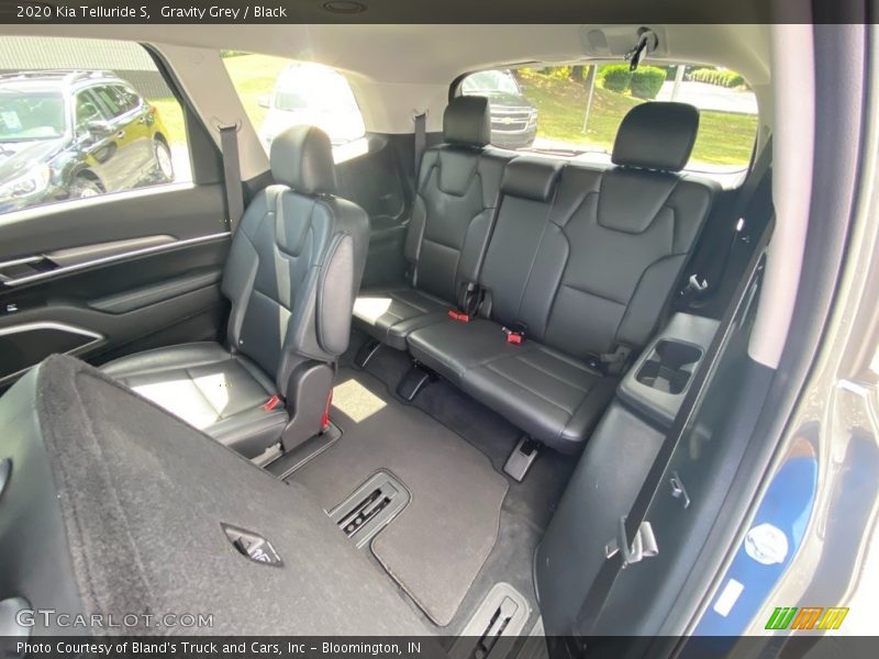 Gravity Grey / Black 2020 Kia Telluride S