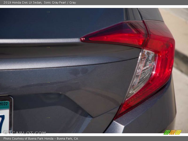 Sonic Gray Pearl / Gray 2019 Honda Civic LX Sedan