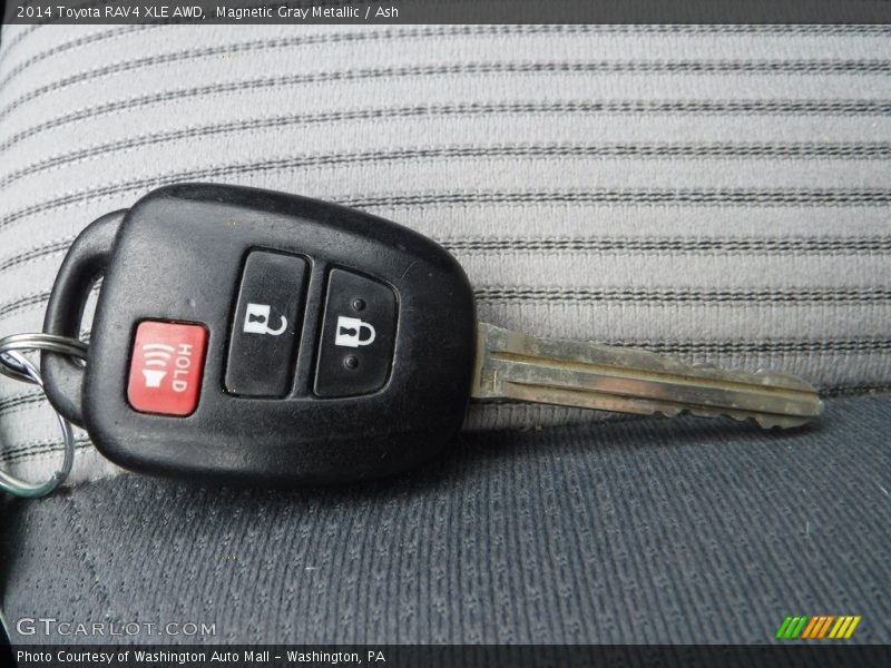 Magnetic Gray Metallic / Ash 2014 Toyota RAV4 XLE AWD