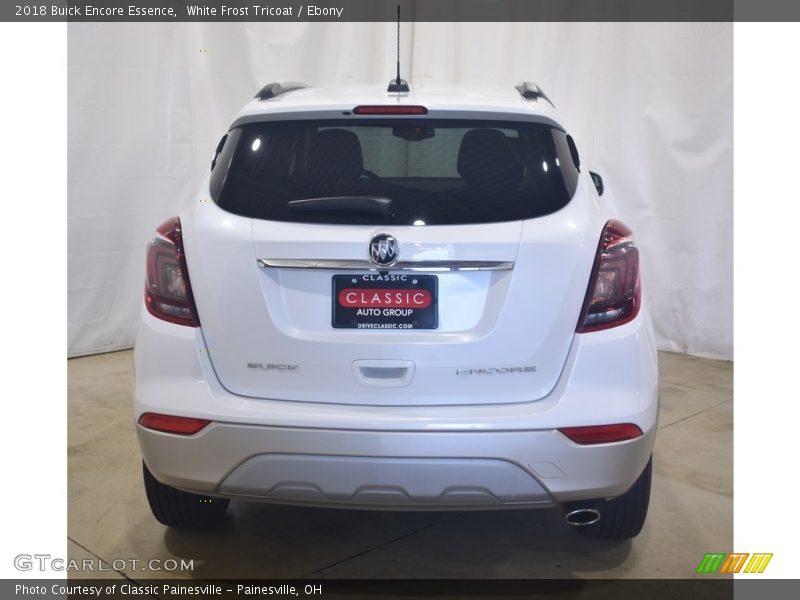 White Frost Tricoat / Ebony 2018 Buick Encore Essence