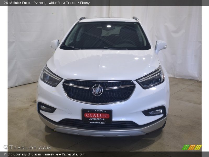 White Frost Tricoat / Ebony 2018 Buick Encore Essence