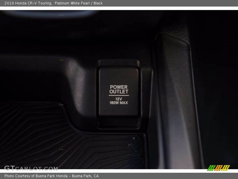 Platinum White Pearl / Black 2019 Honda CR-V Touring